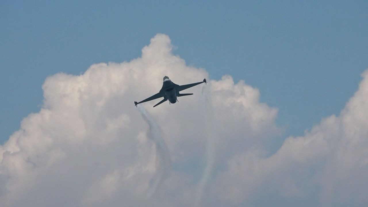 Yalova'da SOLOTÜRK gösterisi nefes kesti - Sayfa 7