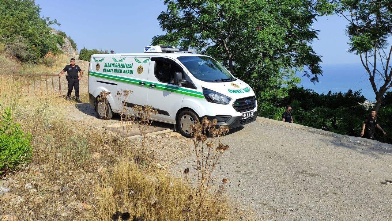 Antalya'da kayıp emlakçıyı son gören kişinin itirafı kan dondurdu - Sayfa 9