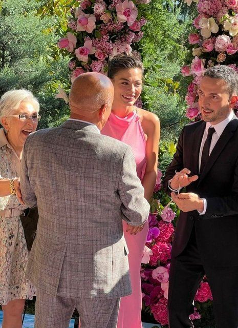 Demet Özdemir ve Oğuzhan Koç nişanlandı: Tuzlu kahve diyaloğu sosyal medyada gündem oldu - Sayfa 5