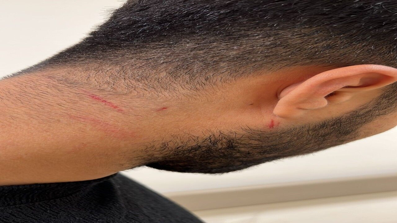 Tekme, yumruk, sopa ve falçatanın havada uçuştuğu kavga anı kamerada! - Sayfa 8