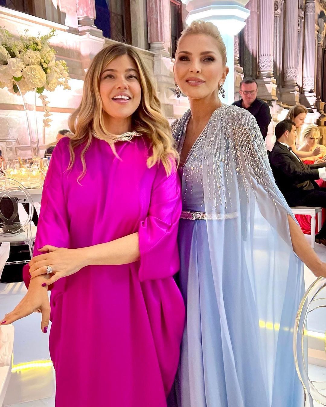 Nazlı Kayı ile Hacı Sabancı, Çırağan Sarayı’nda düğün yaptı: Davetliler şıklık yarışına girdi - Sayfa 13