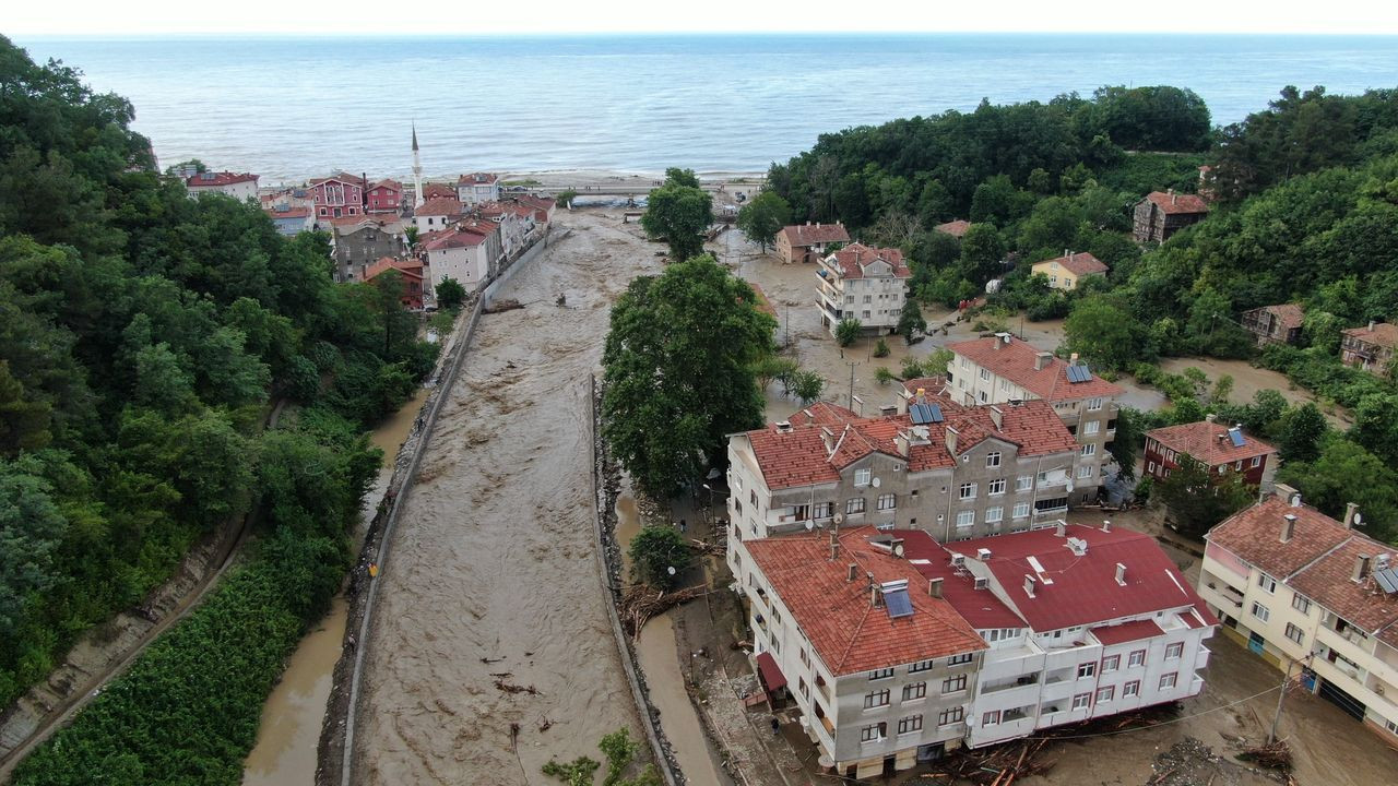 Kastamonu’da selin yıktığı köy havadan görüntülendi - Sayfa 6
