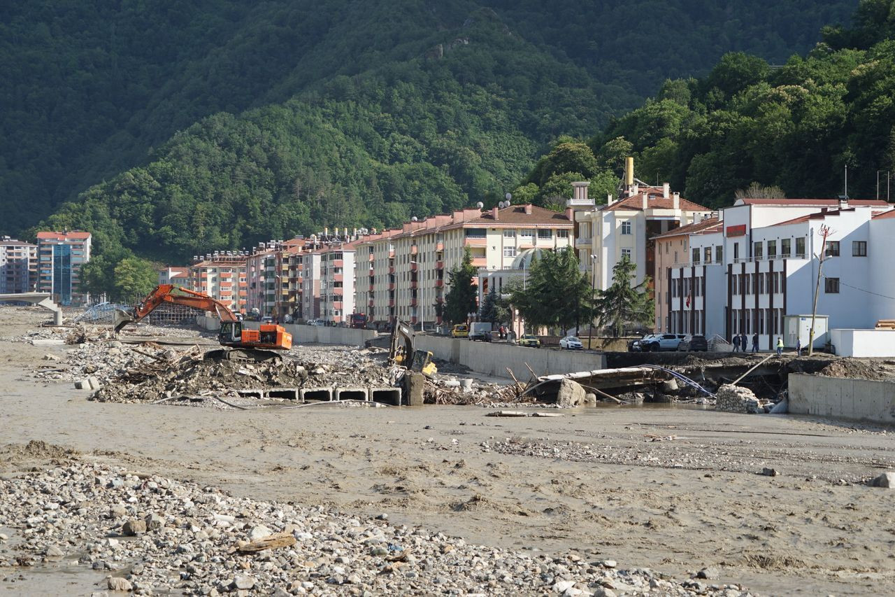 Bakan Kurum ve Bakan Karaismailoğlu, Bozkurt’ta çalışmaları yerinde inceledi - Sayfa 15