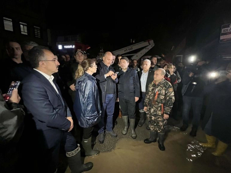 Batı Karadeniz sel felaketiyle boğuşuyor: 235 kişi tahliye edildi, 1 kişi kayıp! İşte il il son durum... - Sayfa 8