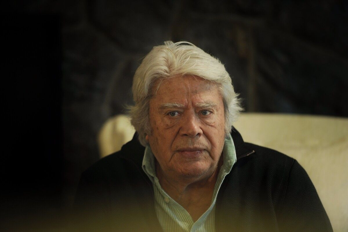 Yeşilçam'ın usta ismi hayata veda etti! Sanat camiasının ünlü isimlerinden Cüneyt Arkın paylaşımları - Sayfa 92