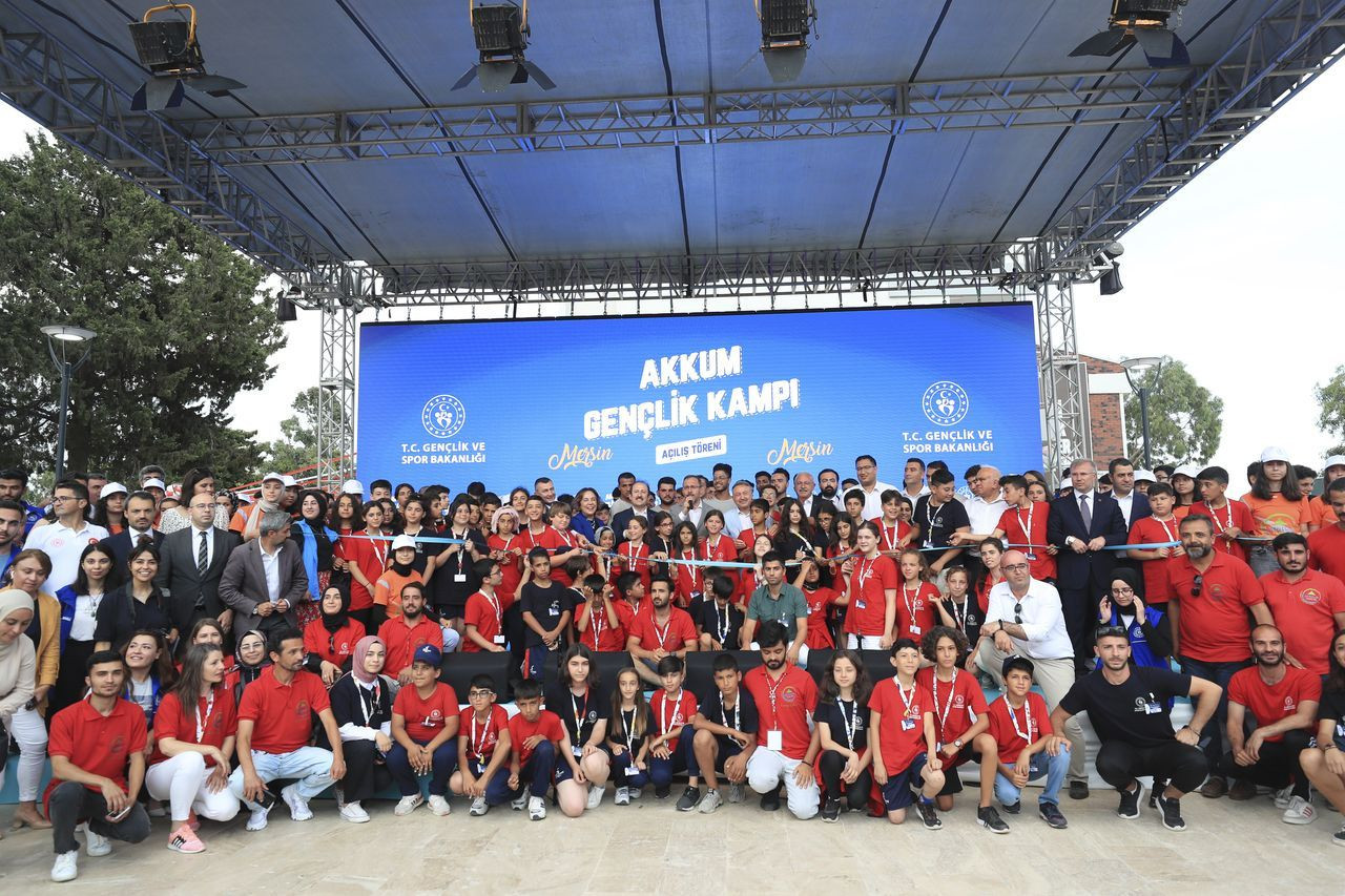 Gençlik ve Spor Bakanı Kasapoğlu'ndan 12-25 yaş arası gençlere kamp çağrısı - Sayfa 10