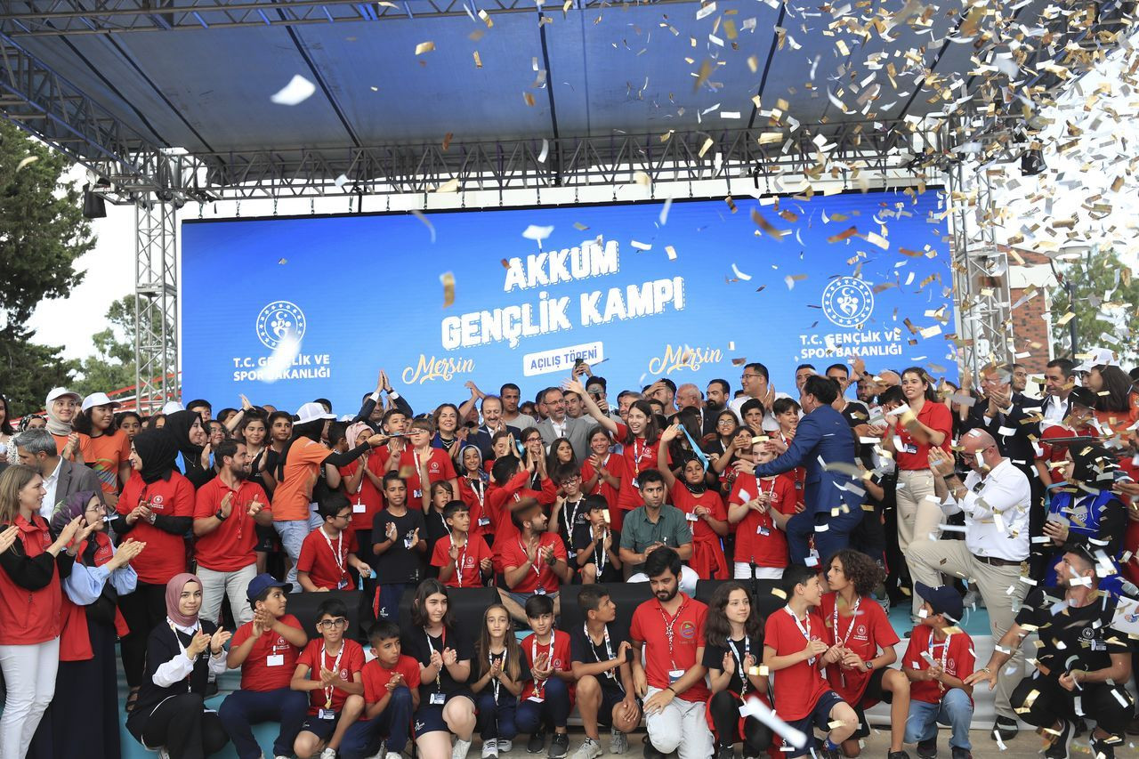 Gençlik ve Spor Bakanı Kasapoğlu'ndan 12-25 yaş arası gençlere kamp çağrısı - Sayfa 11