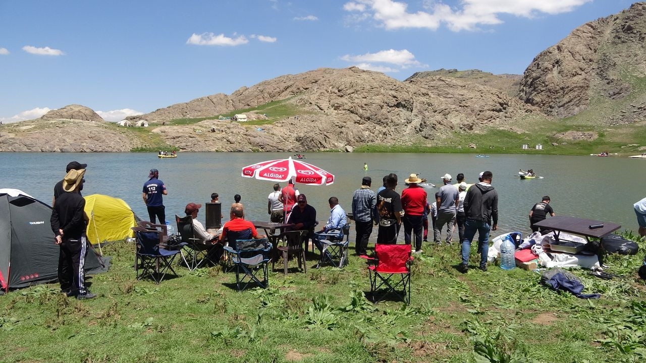 Terörden temizlenen 3 bin 500 rakımlı Sat Buzul Gölleri'nde renkli festival - Sayfa 6