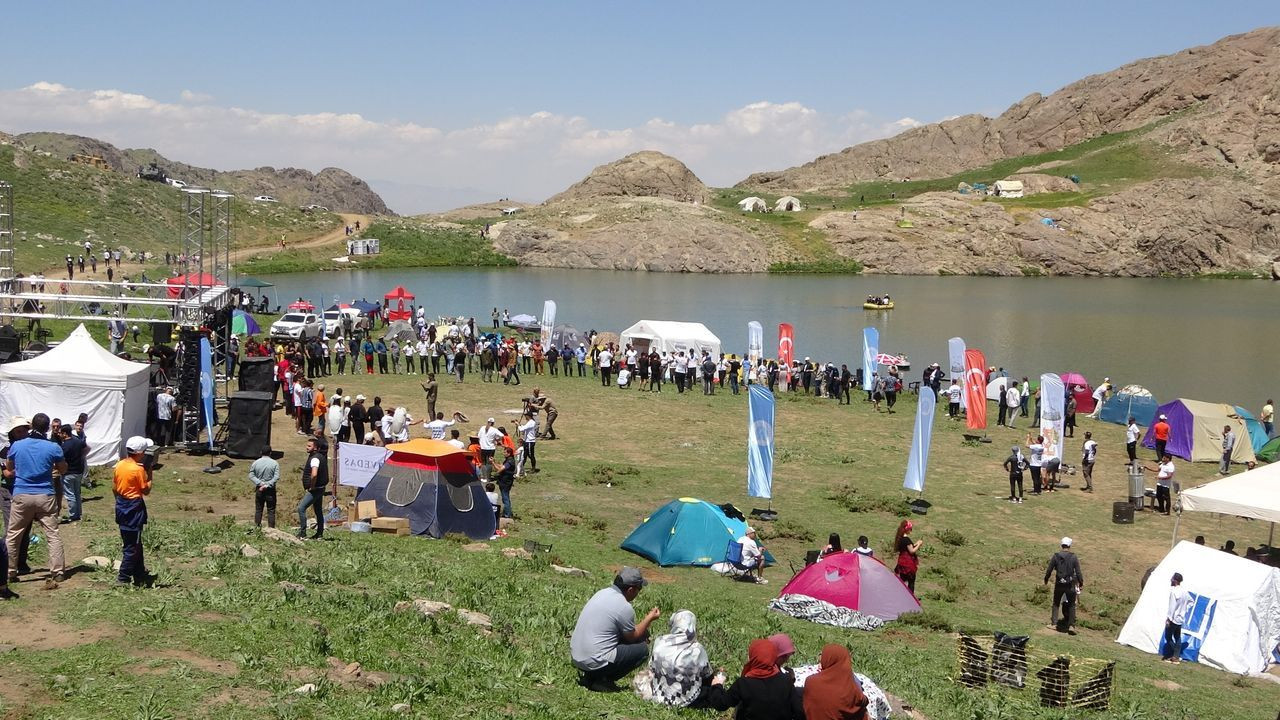 Terörden temizlenen 3 bin 500 rakımlı Sat Buzul Gölleri'nde renkli festival - Sayfa 13