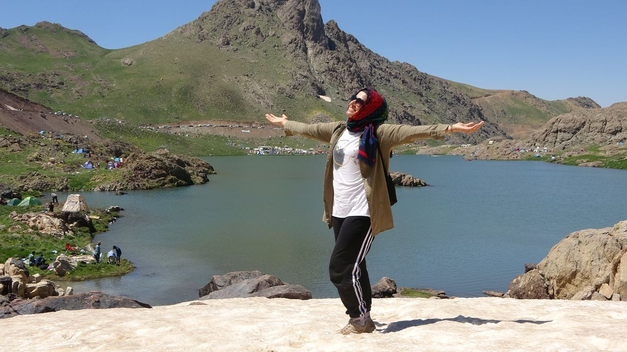 Terörden temizlenen 3 bin 500 rakımlı Sat Buzul Gölleri'nde renkli festival - Sayfa 17