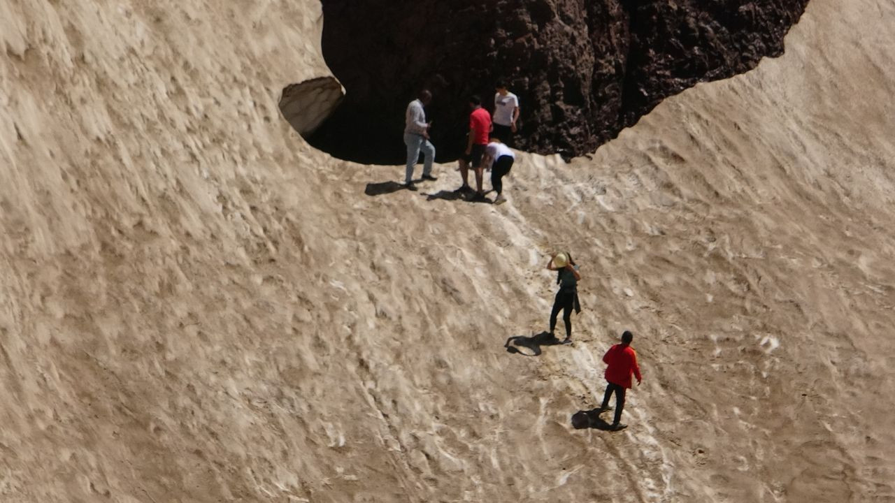 Terörden temizlenen 3 bin 500 rakımlı Sat Buzul Gölleri'nde renkli festival - Sayfa 24