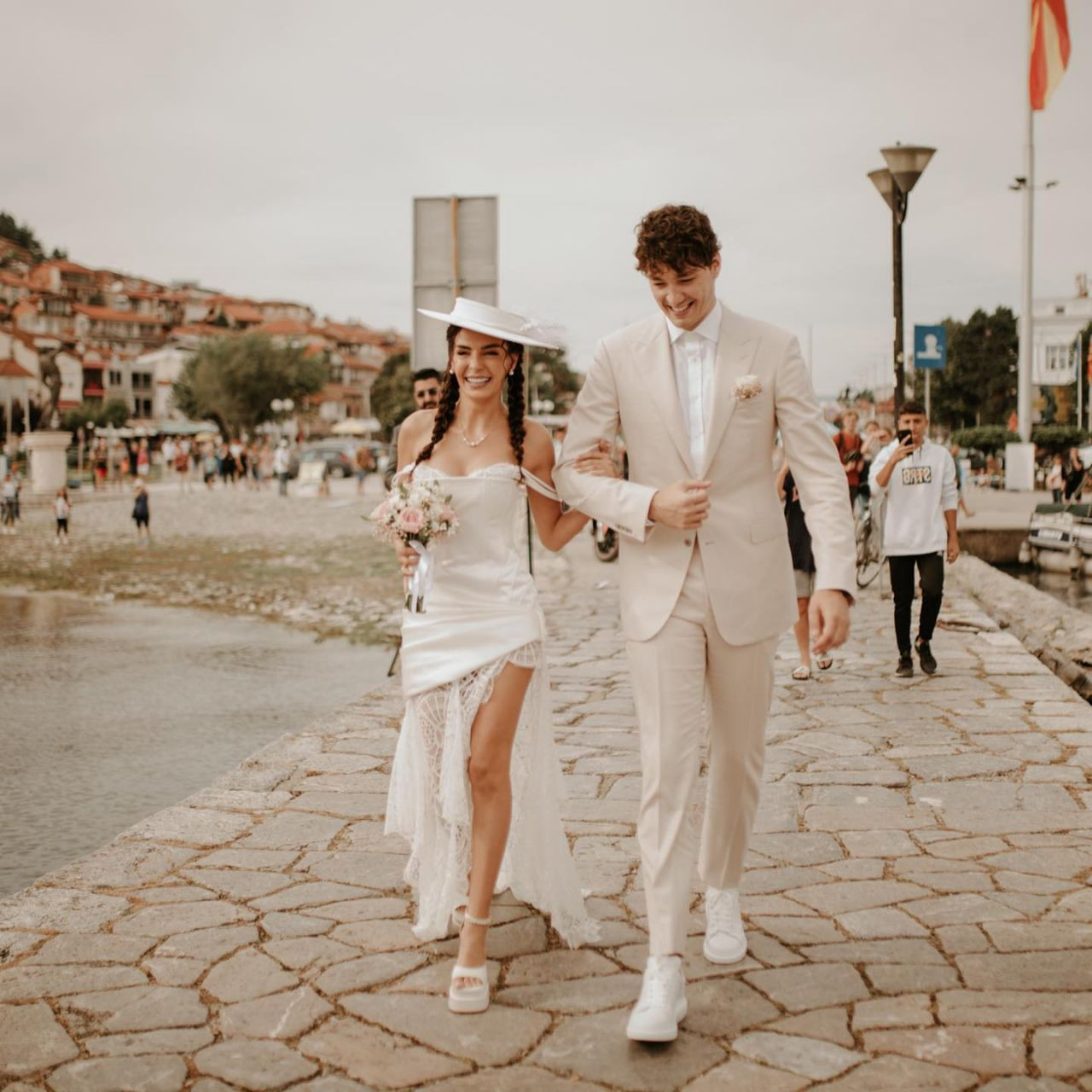 Cedi Osman ile Makedonya'da evlenen Ebru Şahin nikah töreninden fotoğraflarını yayınladı - Sayfa 7