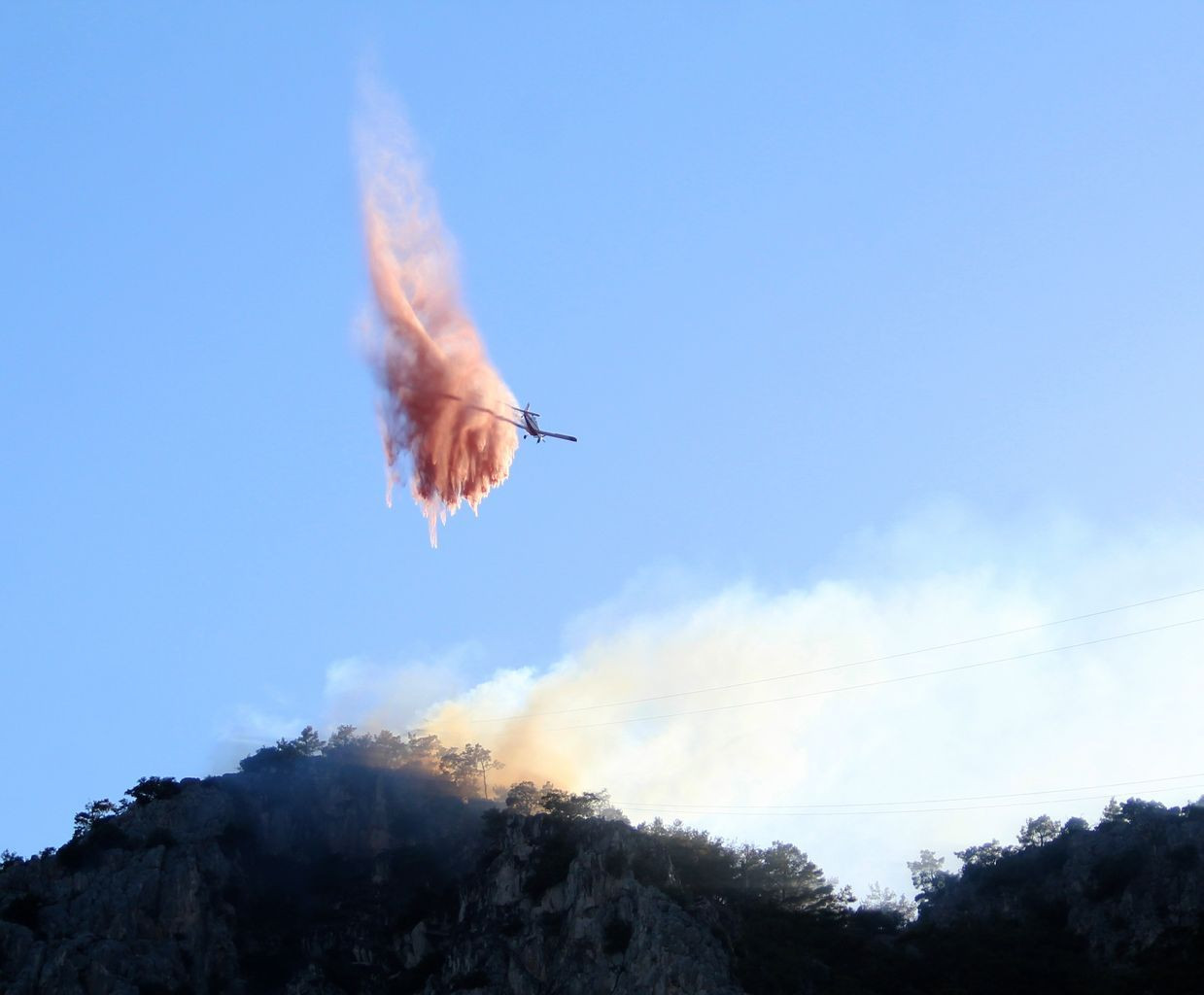 Antalya Tünektepe'de orman yangını! Teleferik seferleri durduruldu - Sayfa 8