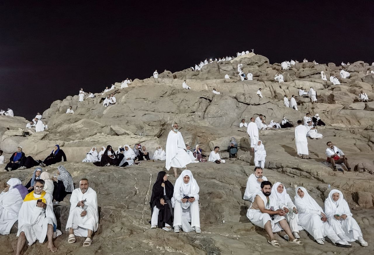 Salgın sonrası bir ilk: 1 milyon hacı adayı Arafat'a çıktı! - Sayfa 14