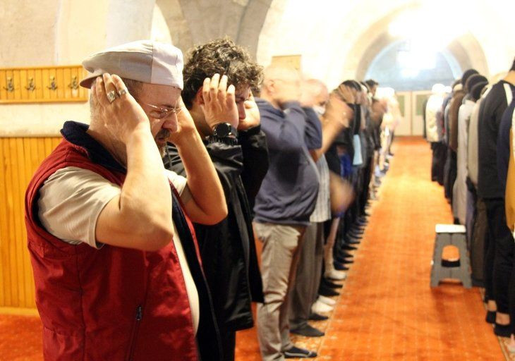 Türkiye'de ve İslam dünyasında Kurban Bayramı coşkusu: Camiler doldu taştı! - Sayfa 13