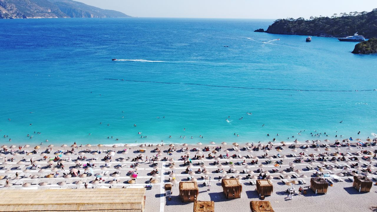 Sahillerde bayram yoğunluğu! Antalya ve Fethiye'de plajlar doldu taştı - Sayfa 12