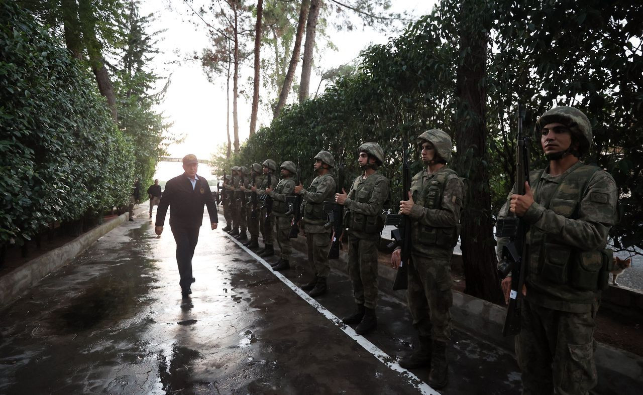 Bakan Akar ve TSK Komuta Kademesi, Süleyman Şah Türbesi'nde - Sayfa 7