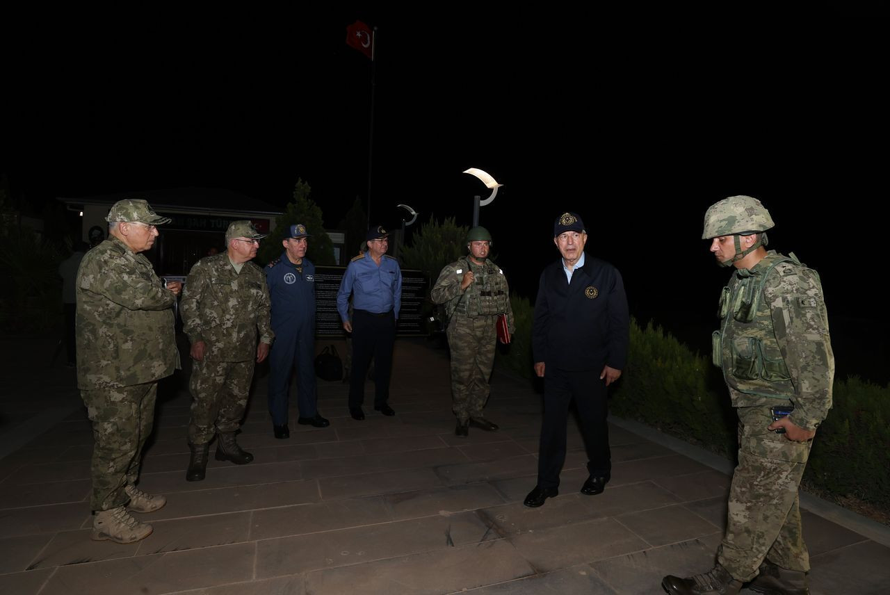 Bakan Akar ve TSK Komuta Kademesi, Süleyman Şah Türbesi'nde - Sayfa 13