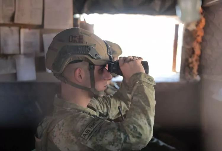 Kahraman Mehmetçik bayramı Suriye'de karşıladı: 24 saat eli tetikte bekleyen askerler, kurban keserek dua etti! - Sayfa 6