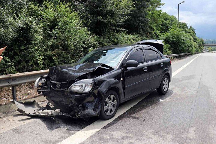 Trafik kazasından günün karesi: 2 yaşındaki çocuk savrulan parçalarla oyun oynadı - Sayfa 5