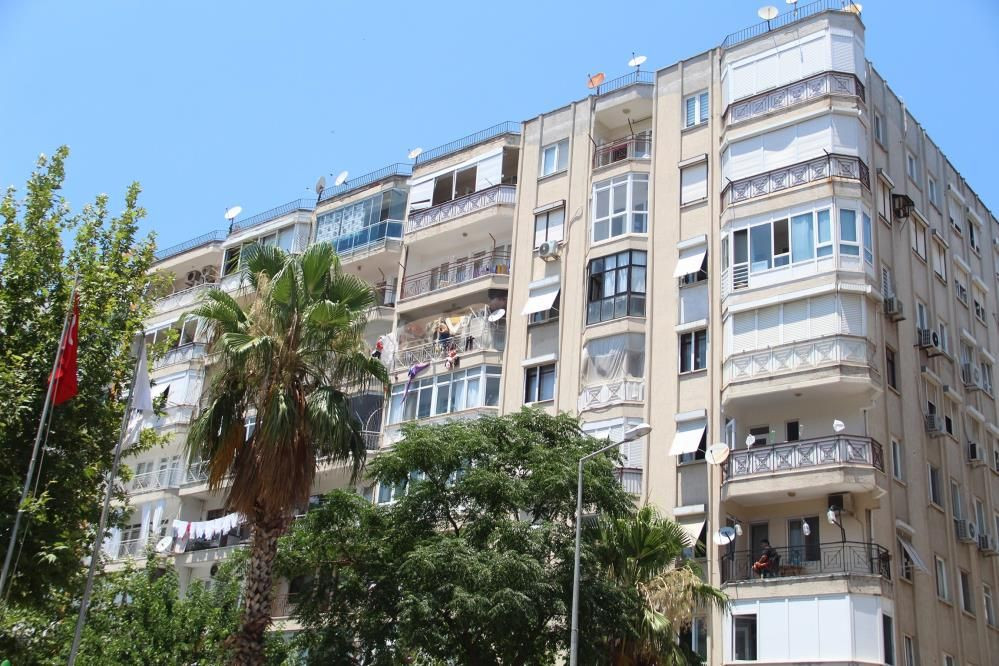 Antalya'da komşu kabusu! Mahalleliyi canından bezdirdi - Sayfa 8