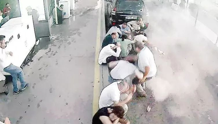 Demokrasi zaferi 6. yılına girdi: İşte 15 Temmuz'a damga vuran kareler... - Sayfa 15