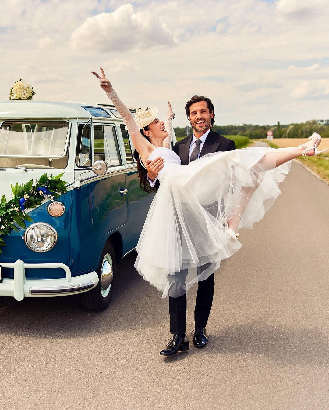 Serkan Çayoğlu ile Özge Gürel, Almanya'da evlendi! İşte nikahtan ilk kareler... - Sayfa 5