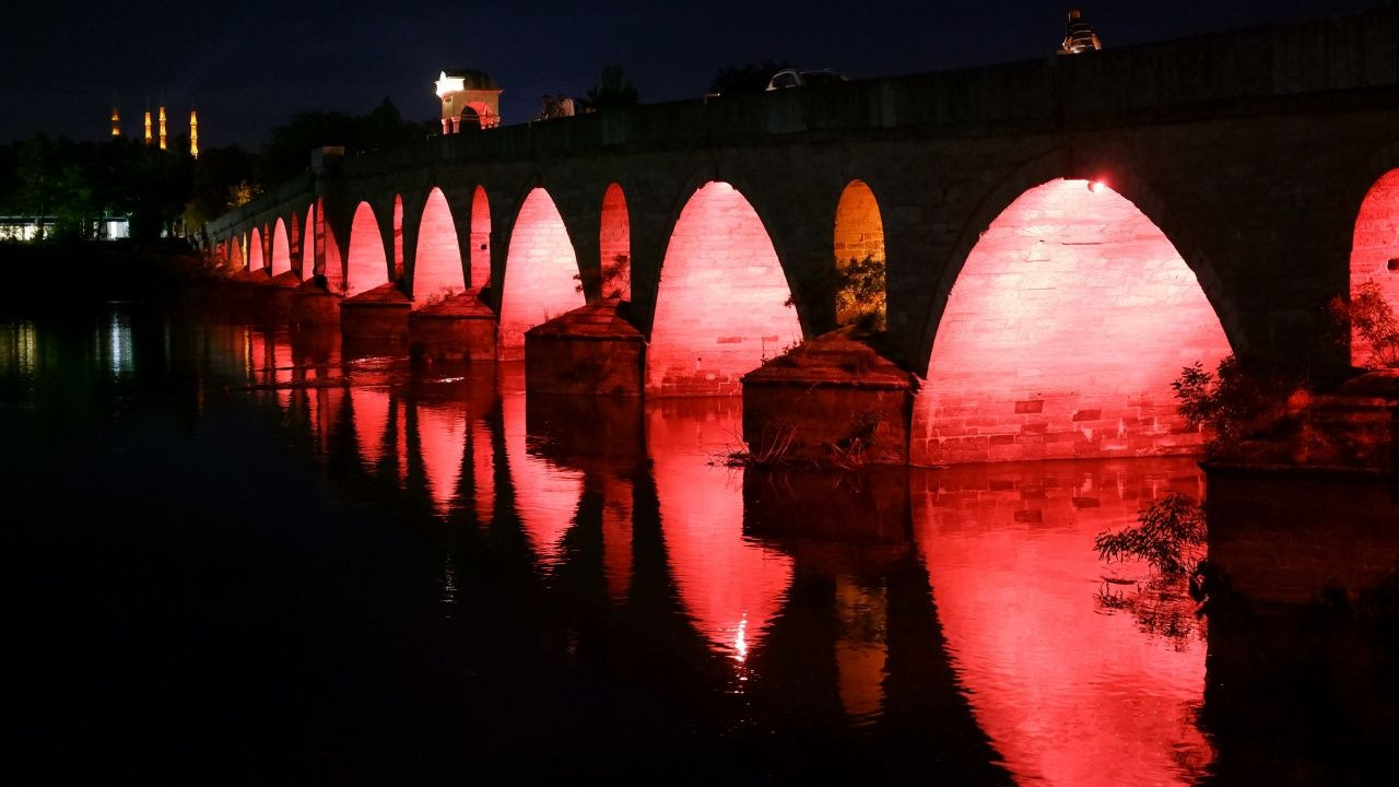 Meriç Nehri’nde gün batımı ile oluşan masalsı manzara görenleri kendine hayran bırakıyor - Sayfa 7