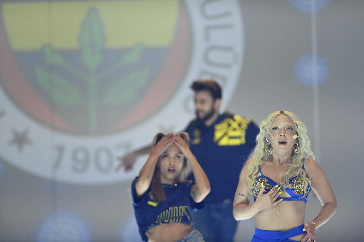 Fenerbahçe'nin yeni sezon forma lansmanı yapıldı: Ece Seçkin muhteşem performansıyla geceye damga vurdu - Sayfa 5