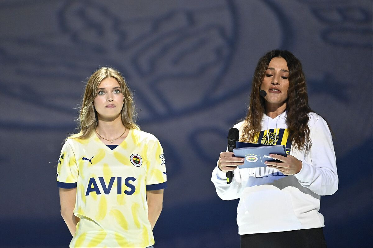 Fenerbahçe'nin yeni sezon forma lansmanı yapıldı: Ece Seçkin muhteşem performansıyla geceye damga vurdu - Sayfa 13