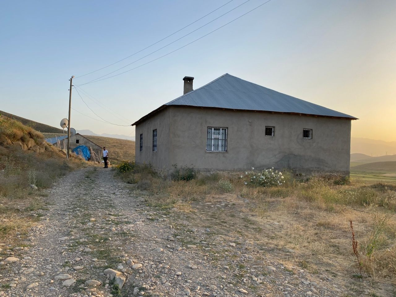 Hakkari’de yılanlarların bastığı evde yaşam mücadelesi - Sayfa 6