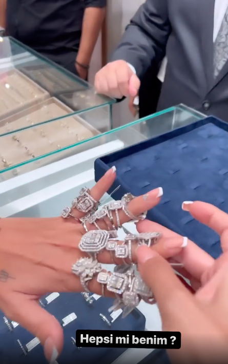 Engin Polat'ın eşi Dilan Polat'a aldığı sınır tanımaz doğum günü hediyeleri hayrete düşürdü - Sayfa 7