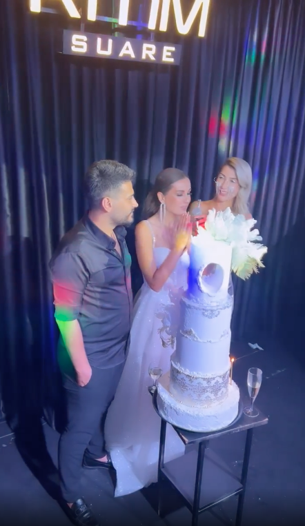 Engin Polat'ın eşi Dilan Polat'a aldığı sınır tanımaz doğum günü hediyeleri hayrete düşürdü - Sayfa 39