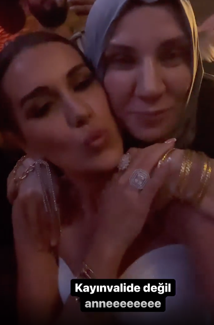 Engin Polat'ın eşi Dilan Polat'a aldığı sınır tanımaz doğum günü hediyeleri hayrete düşürdü - Sayfa 38