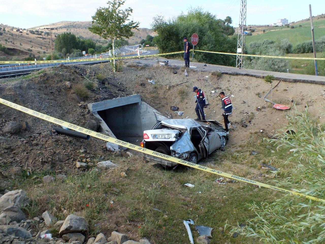 Yozgat'ta kontrolden çıkan otomobil menfeze düştü: 1 ölü, 2 yaralı! - Sayfa 5