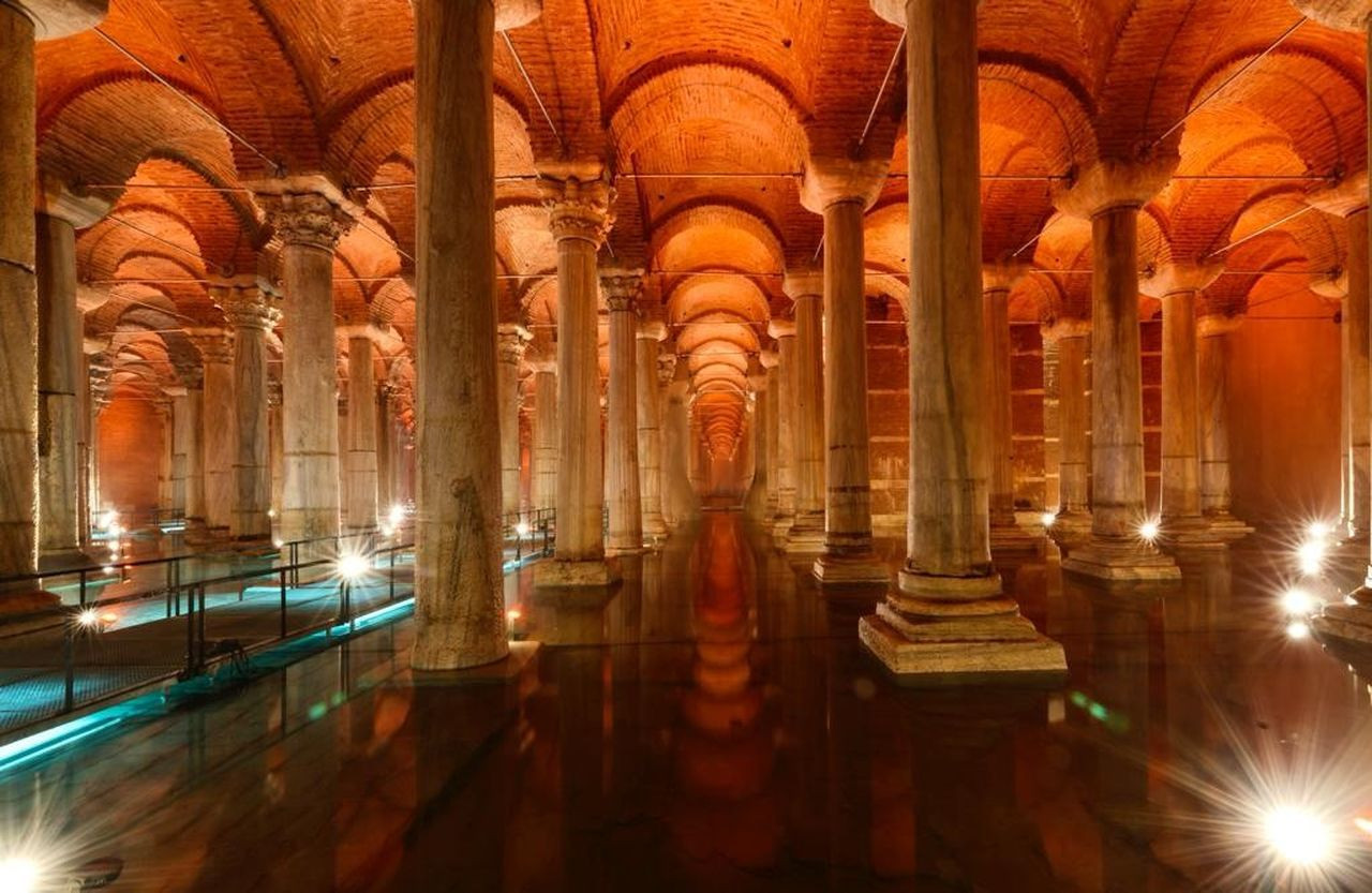 İBB'nin Yerebatan Sarnıcı restorasyonuna tepki yağdı: Bu utanç İstanbul'a yeter de artar - Sayfa 12