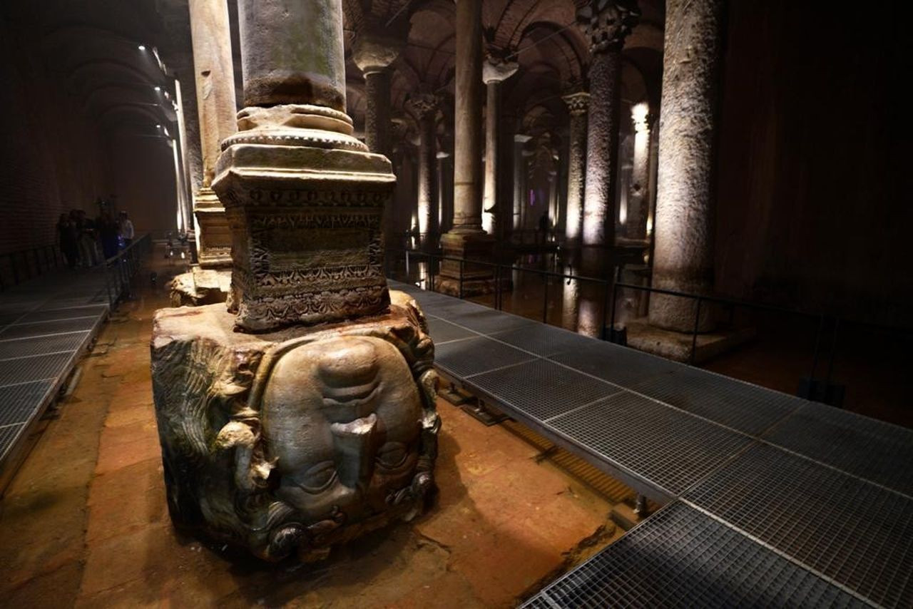 İBB'nin Yerebatan Sarnıcı restorasyonuna tepki yağdı: Bu utanç İstanbul'a yeter de artar - Sayfa 13