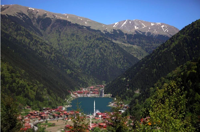 Uzungöl'de bungalov evlerin geceliği 300 doları aştı: Genelde Körfez ülkelerinden geliyorlar - Sayfa 5