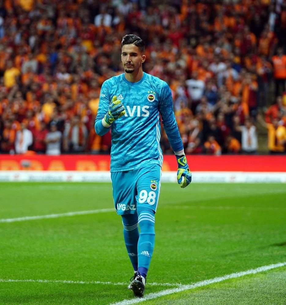 Fenerbahçe'nin milli kalecisi Altay Bayındır, Napoli'nin transfer listesine girdi - Sayfa 13