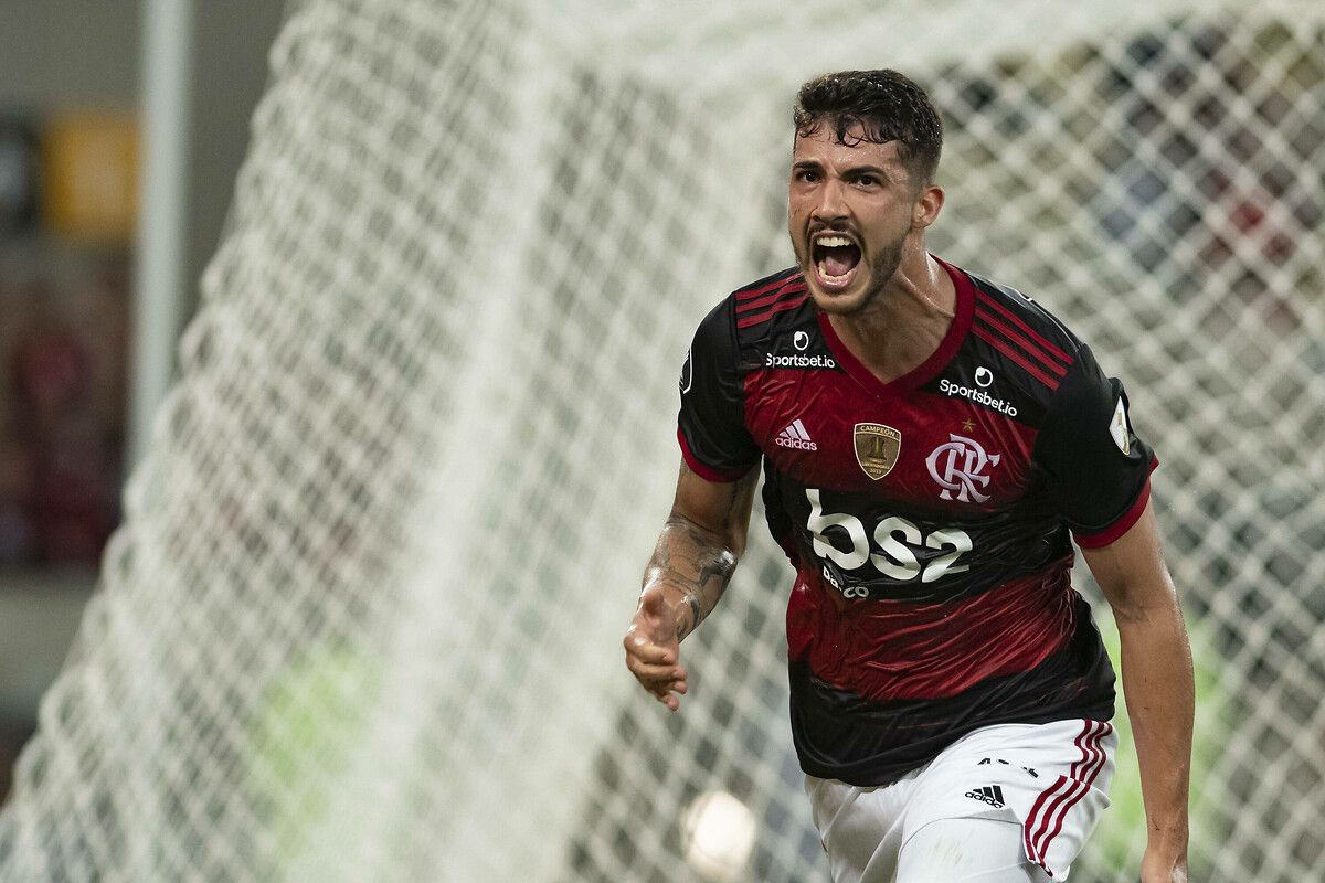 Fenerbahçe Kim Min-jae'nin yerine aradığı stoperi Brezilya'da buldu! Önceden görüşülmüştü... - Sayfa 8