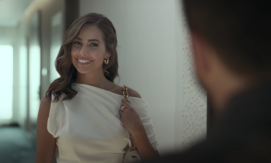 Herkes Pınar Tevetoğlu'na benzetmişti... Tarkan'ın klibindeki güzelin kimliği belli oldu - Sayfa 6