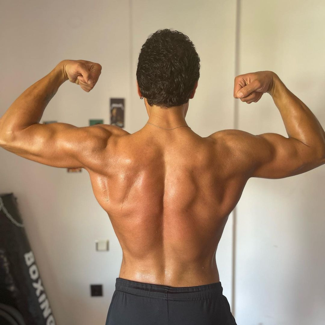 Masterchef Barbaros Yoloğlu 3 ayda eridi! Eski hali ve zayıf hali arasındaki farkı görenler gözlerine inanamadı - Sayfa 11