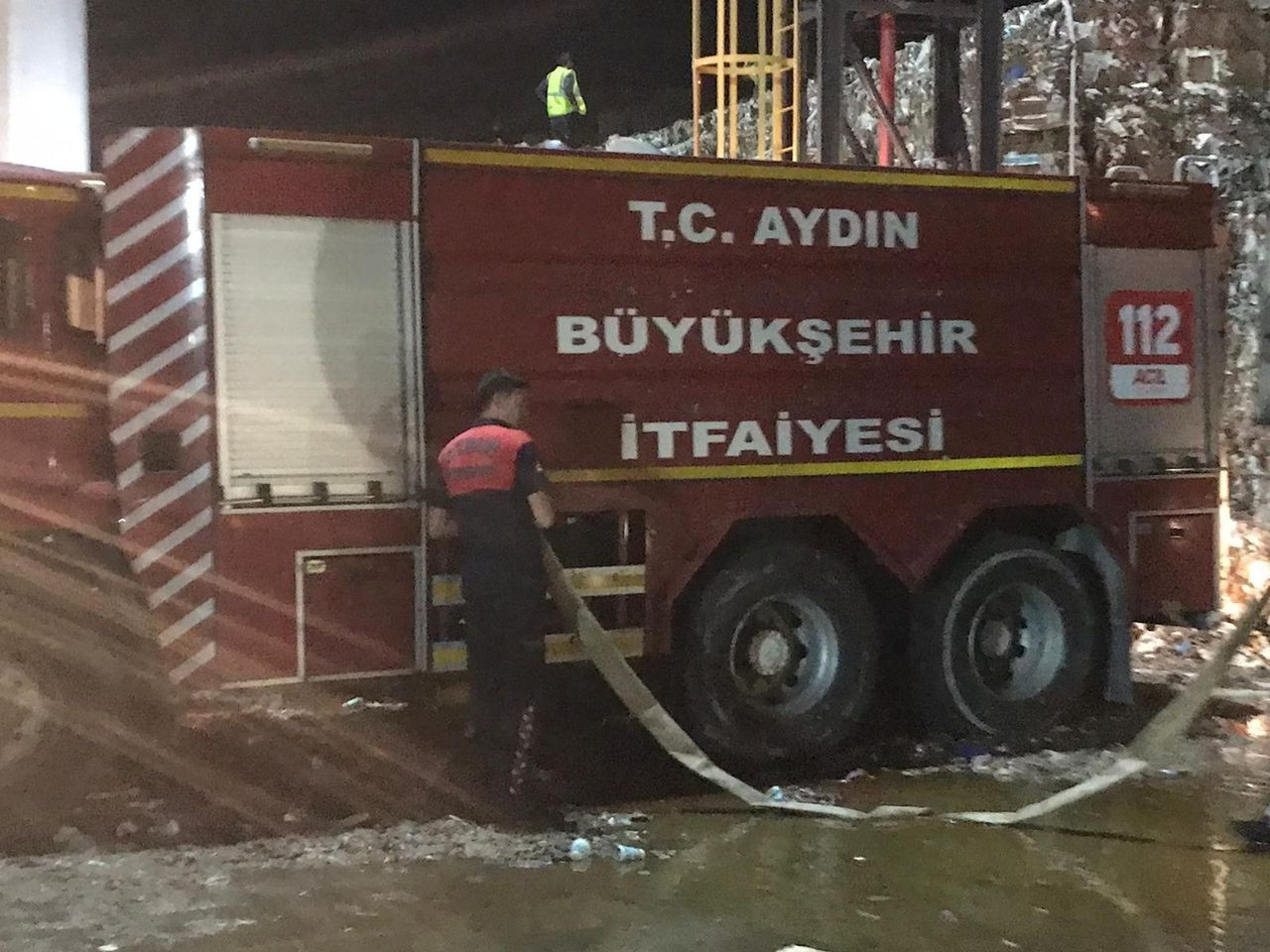 Kipaş kağıt fabrikasında büyük yangın! 8 saattir müdahale ediliyor - Sayfa 5