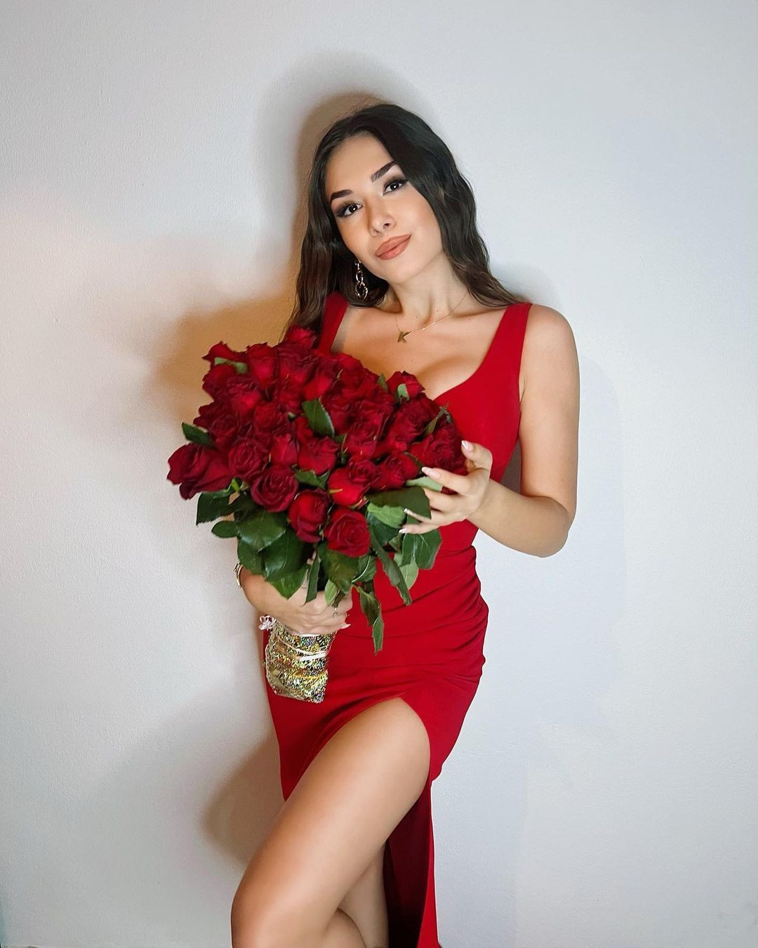 Gökhan Çıra'yla mesajları ifşa olan fenomen Kardeniz Kılıç'ın pozları yürek hoplattı - Sayfa 19