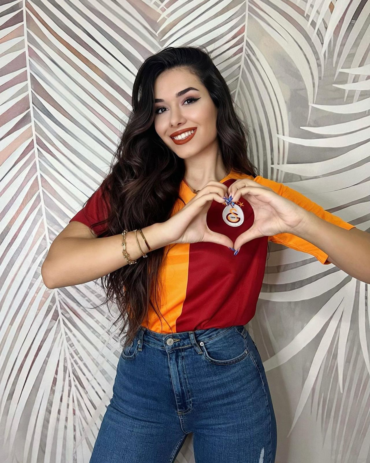 Gökhan Çıra'yla mesajları ifşa olan fenomen Kardeniz Kılıç'ın pozları yürek hoplattı - Sayfa 8