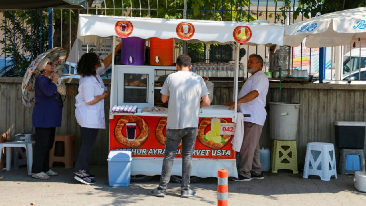 Adanalılar, kavurucu sıcaklıkla bu içeceği içerek baş ediyor! Tadına varan vazgeçemiyor! - Sayfa 10