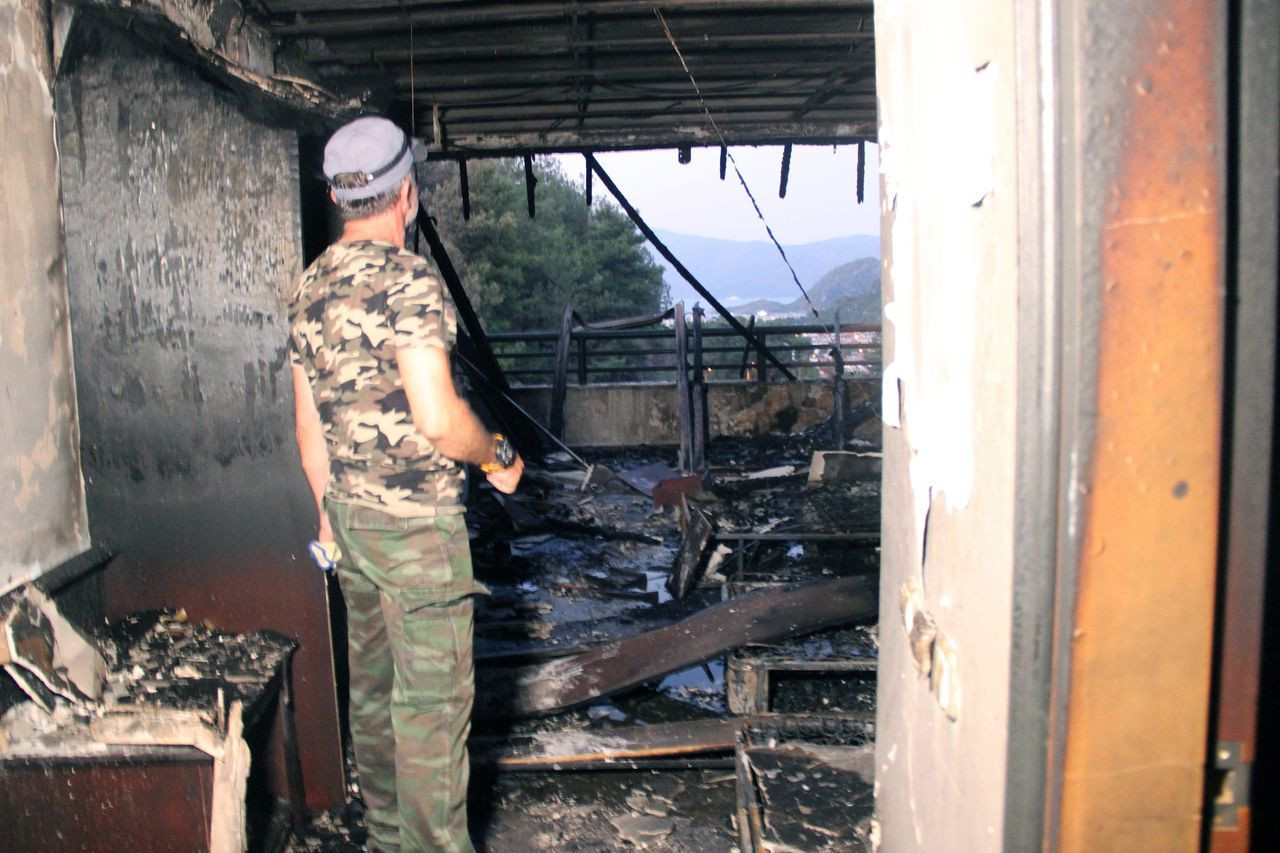 Marmaris'teki orman yangını otele sıçramıştı! Uygulama otelinin yanan odaları görüntülendi - Sayfa 5
