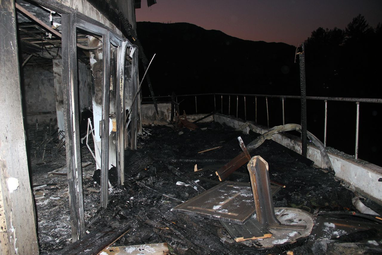 Marmaris'teki orman yangını otele sıçramıştı! Uygulama otelinin yanan odaları görüntülendi - Sayfa 6