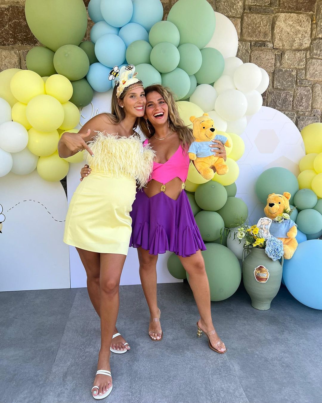 Dila Tarkan doğuma sayılı günler kala baby shower partisi yaptı - Sayfa 19