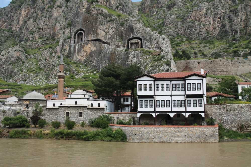 Şehzadeler şehri Amasya’nın tarihi dokusunu yansıtan mekanları ve yöresel lezzetleri - Sayfa 5